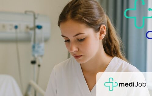 Studentka ošetřovatelství zvažuje výběr oboru
